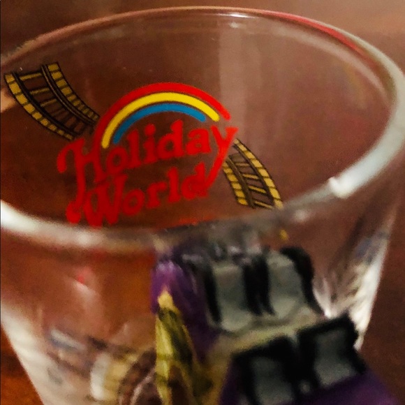 ❌SOLD❌ 9 Shot Glasses - Picture 15 of 16